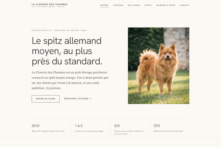 Site d’élevage de Spitz nain, modèle standard : Le classique lumineux, par OWAG